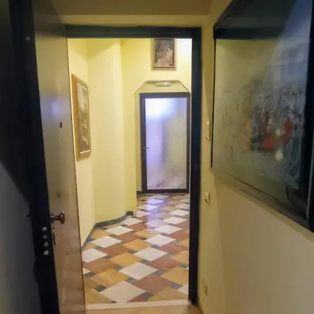 Bed and breakfast Fermati Che E Tardi 4*