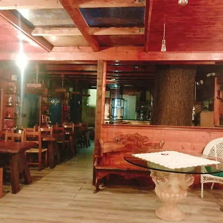 B&B Fermati Che E Tardi